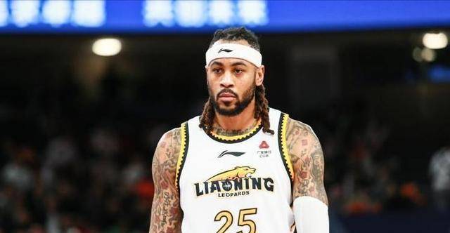  出色发挥引发热议！，TheShy在篮网比赛中爆冷引发球迷热议AYX官方认证平台